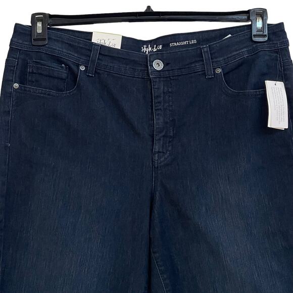 Style & Co SZ 18 Straight Leg Jeans High-Rise Stretch Pockets Zip-Fly Dark Wash - Picture 2 of 9